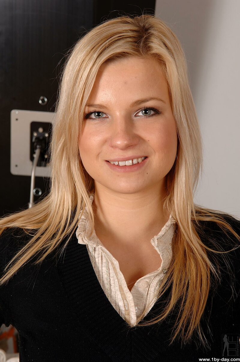 Вера, 23